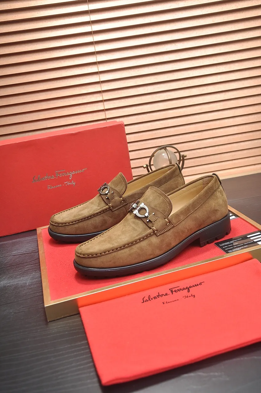 Men's shoes 💰560💶[Ferragamo/Ferragamu] (high-end Niuli) New 🍀 Ferragamo* - top version Ferragamo's classic formal leather shoes! Made of imported original cowhide, the inner top layer is comfortable cowhide lining! Original wear-resistant rubber outsole! High quality products! Code number 38-45 (45 customized)